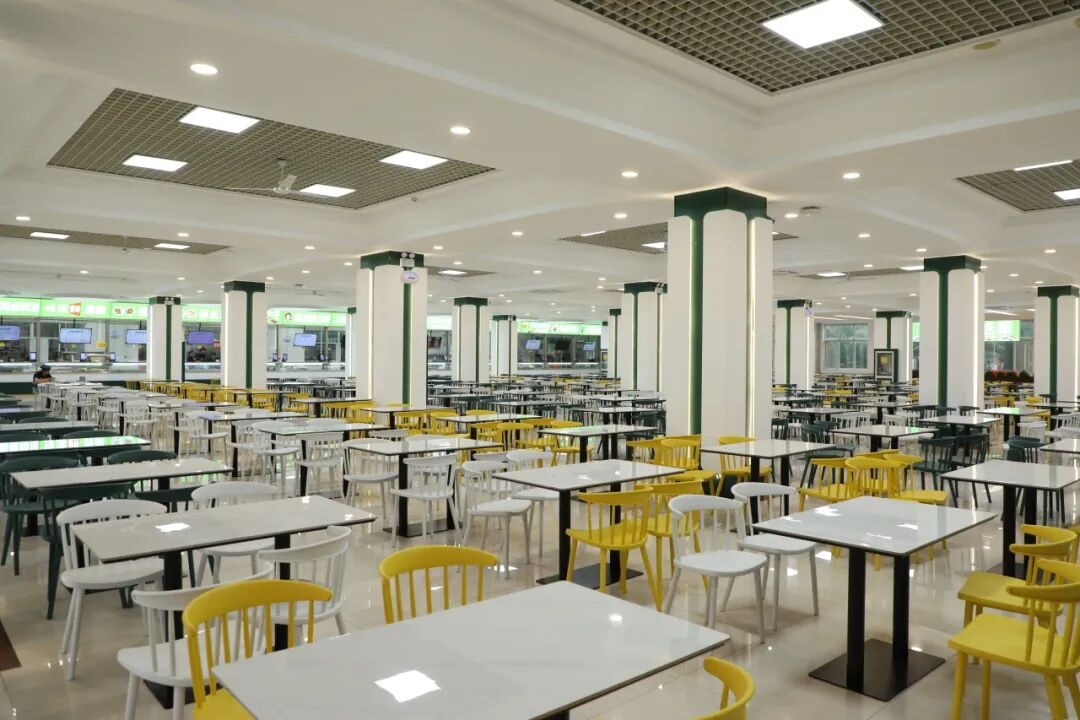 校园环境及配套